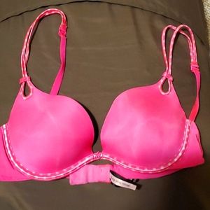 Victoria Secret padded pushup bra